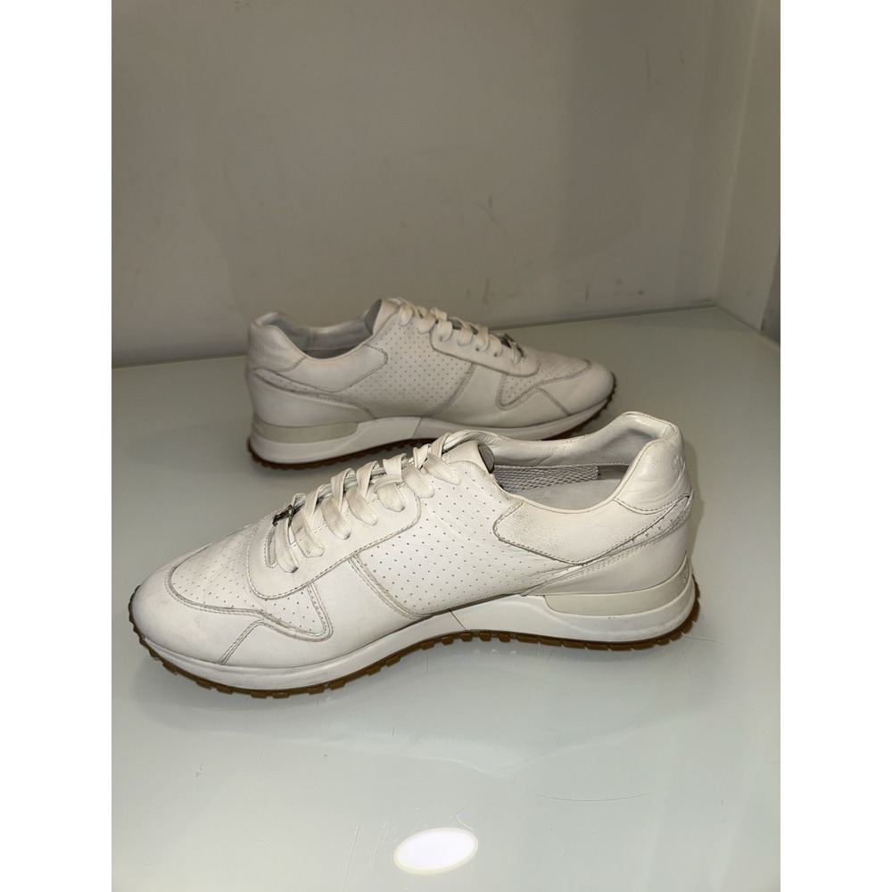 Louis Vuitton Men's White Leather Run Away Sneakers US size 8 (UK 7.5) - Picture 6 of 12